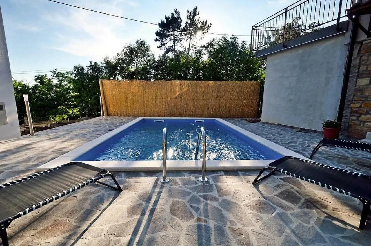 Holiday House Eda With Private Pool Buzet Dom wakacyjny