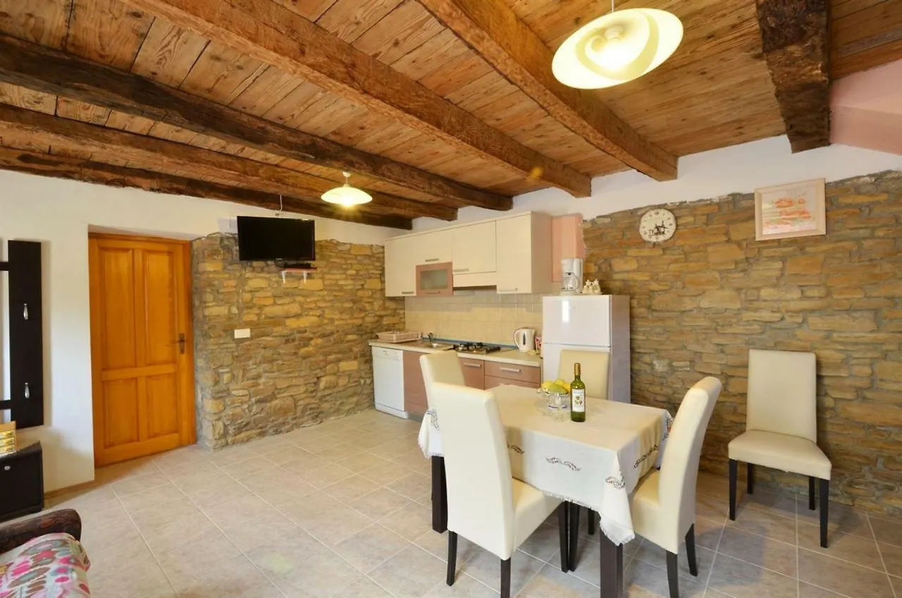 Holiday House Eda With Private Pool Buzet Dom wakacyjny